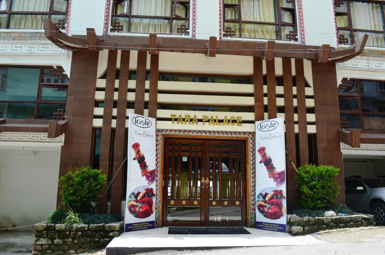 Hotel Tara Palace Гангток Екстериор снимка