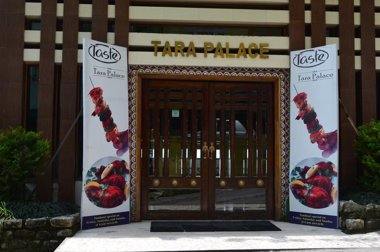 Hotel Tara Palace Гангток Екстериор снимка